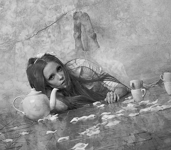 WANT YOU A CUP OF ..., graphy, texture, bw, woman, beauty HD wallpaper