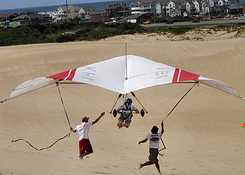 Hang gliding history, Fascinating facts, Sport's evolution, Important milestones HD wallpaper