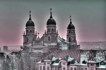 Cathedral of lasi, evening sky, snow, crosses, steeples, beauty, cathedral HD wallpaper