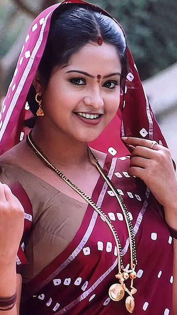 Raasi, multilingual actress HD phone wallpaper