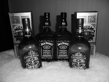 chivas regal, jack daniels, 12 years of age, alcohol, elite products HD wallpaper