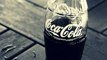 Coca Cola, Soda bottle, Classic brand, Refreshing carbonated drink HD wallpaper