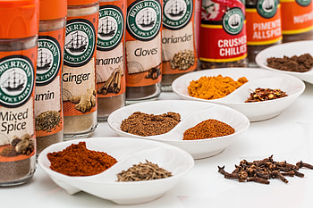 Food, Cinnamon, Spices, Spice, Seasoning, Carnation, Chile, Flavors, Turmeric, Zira, Coriander, Paprika HD wallpaper