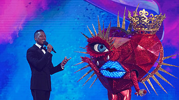 The Masked Singer, Group B premiere, Exciting performances, New clues HD wallpaper