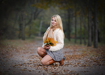Autumn Leaves, model, leaves, fall, autumn, female HD wallpaper