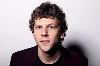 Jesse Eisenberg, Diverse filmography, Memorable characters, Engaging performances HD wallpaper