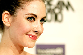 Alison Brie Eyes , alison-brie, celebrities, girls, eyes HD wallpaper