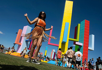 Coachella 2022, Ticket rush, Sell out in minutes, Press Enterprise report HD wallpaper