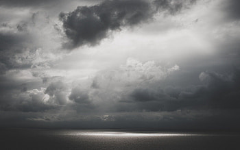 Gray sky , Serene ambiance, Moody atmosphere, Peaceful scenery HD wallpaper