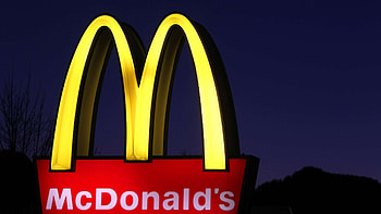 McDonalds ice cream machine, Operational issues, Improvements in progress, Enhanced customer satisfaction HD wallpaper