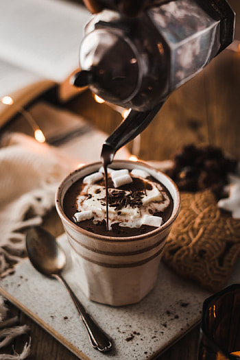 Best hot chocolate, Heavenly cocoa experience, Comfort in a cup, Rich and indulgent HD phone wallpaper