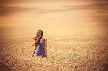 Waiting, lady, field, splendor, woman, beauty, female HD wallpaper
