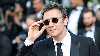 Michel Hazanavicius, Biography, Height, Life story HD wallpaper