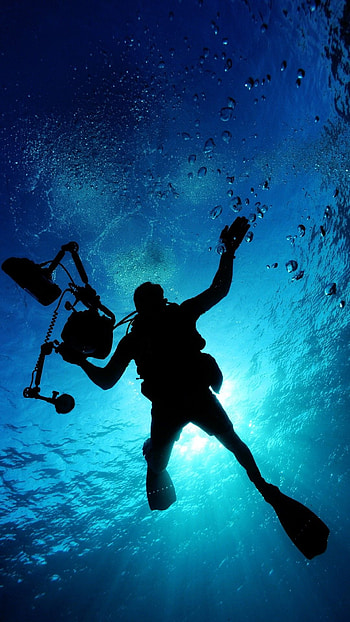Sports diving, Christopher Cunningham, Underwater exploration, Diving adventure HD phone wallpaper