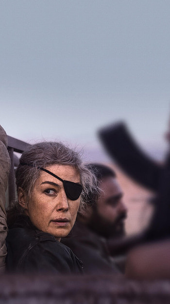 A Private War (2022) movie HD phone wallpaper