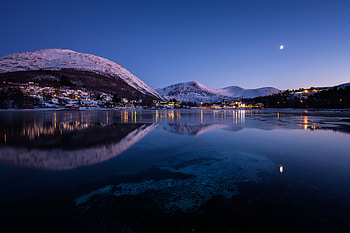Norway Mountains Evening Lake Cities Night, mountains, evening, lake, city, night, nature HD wallpaper