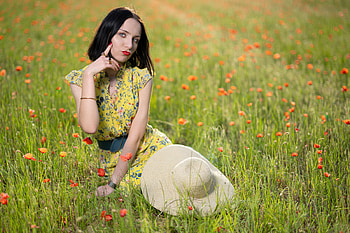 Melanie in a Field of Poppies, dress, hat, brunette, model, field, flowers HD wallpaper