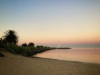 Early Winter Morning, Winter, Morning, Beach, Water, Lighthouse HD wallpaper