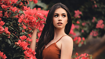 Girl Outdoors Posing With Flowers, girls, model, outdoors HD wallpaper