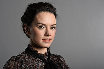 Daisy Ridley HD wallpaper
