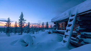 Saariselkae, Finish Lapland, cabin, snow, landscape, trees, sky, sunset HD wallpaper