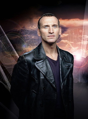 Christopher Eccleston's Doctor Who , Debut appearance in 2005, Iconic Doctor Who representation, Christopher Eccleston fan HD phone wallpaper