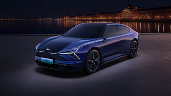 Ultra of Blue Honda GT Electric Car at Night, car, Honda, electric car, blue car HD wallpaper