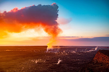 Stunning things to do, Hawaii Volcanoes, Helpful advice, Unforgettable experiences HD wallpaper