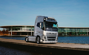 Volvo FH16, Mclaren, silver tractor truck, new silver FH16, trucks, Volvo HD wallpaper