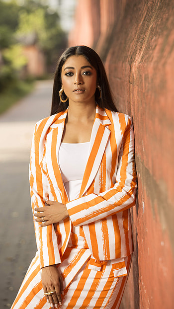 Paoli dam, seductive hot, multilingual actress HD phone wallpaper