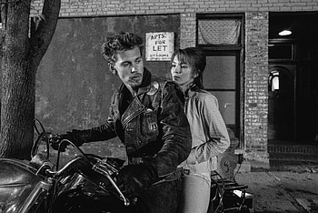 The Bikeriders with Austin Butler and Jodie Comer, Movie HD wallpaper