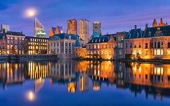 water reservoir in the hague netherlands dr, night, reservoir, city, moon, lights, r, reflections HD wallpaper