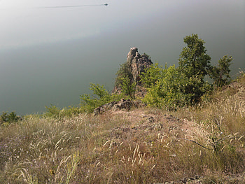 Rock in the lake., bushes, beautiful, grass, lake, rock, love, green, bulgaria, trees, peace, sun HD wallpaper