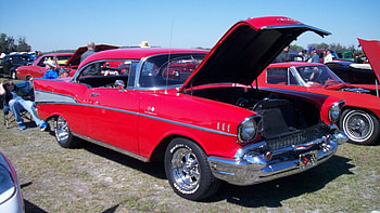 57 Chevy, Bowtie, Classic, GM, Red HD wallpaper