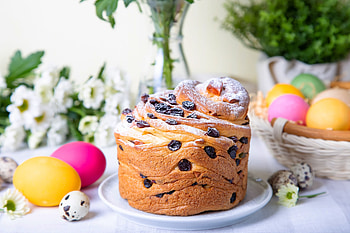 Easter Cake & Colored Eggs — Quad, Easter, food, cake HD wallpaper