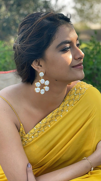 Keerthi Suresh, saree beauty, tamil actress HD phone wallpaper