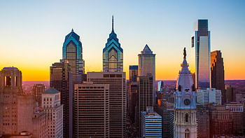 Philadelphia Skyline, Historic treasures, East Coast charm, Ben Franklin City HD wallpaper