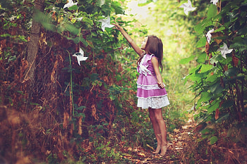little girl, childhood, blonde, fair, nice, adorable, bonny, sweet, Belle, white, Hair, girl, Standing, comely, sightly, pretty, green, face, nature, lovely, pure, child, graphy, Tree, cute, baby, , Nexus, beauty, kid, feet, beautiful, people, little, pink, dainty HD wallpaper