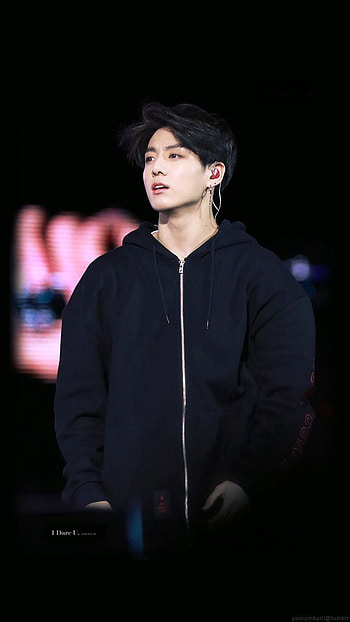 Jungkook / lockscreen 9:16 / . Bts jungkook, Jungkook, Bts taehyung, Jungkook Cool HD phone wallpaper