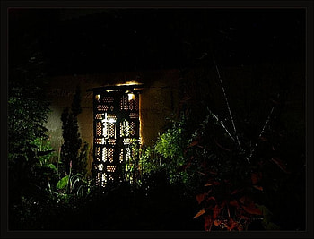 Garden Window, other, building, people, entertainment HD wallpaper