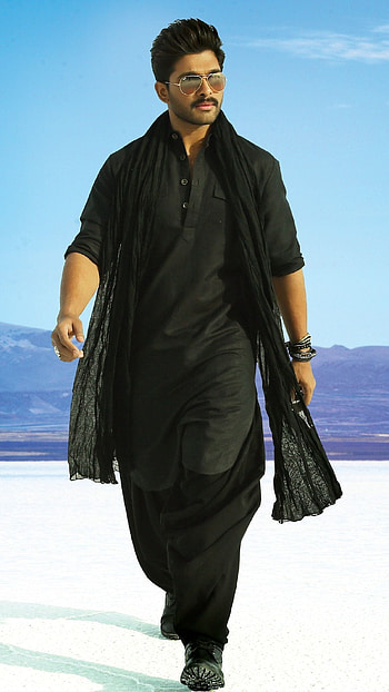 Allu Arjun, sarrainodu HD phone wallpaper