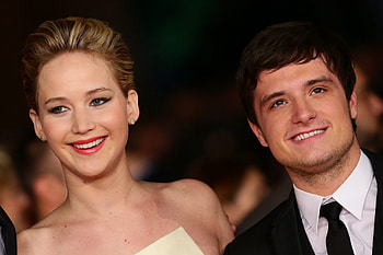 Josh Hutcherson, Jennifer Lawrence, Befriended, Stars HD wallpaper