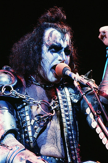 KISS Band, Gene Simmons tribute, Memorable characters, Band members' legacy HD phone wallpaper