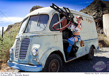 Tank Girl, cosplay, girl, tank, costume HD wallpaper