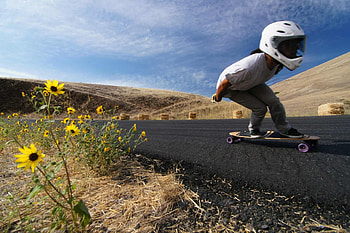 Longboarding, Longboarding community, Longboarding enthusiasts, Longboarding lifestyle HD wallpaper