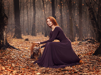 Autumn Girl with Wild Animal, animal, model, leaves, autumn, girl, wild, fox, forest HD wallpaper