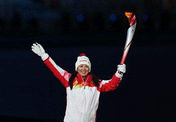 Dinigeer Yilamujiang, Olympic Flame HD wallpaper