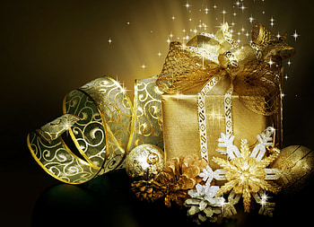 Magic Christmas, graphy, stars, gift, beauty, xmas, holiday, new year, golden, merry christmas, magic, balls, beautiful, happy new year, fantasy, pretty, christmas, ball, lovely HD wallpaper