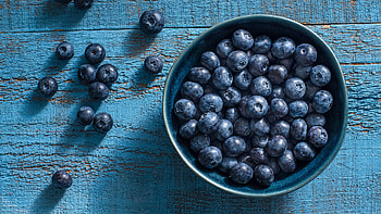 Sweet blueberries, Nutrient-rich fruit, Seasonal delight, Healthy snack HD wallpaper