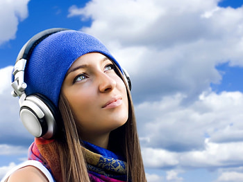 cute girl, music, mood, smile, girl, head HD wallpaper